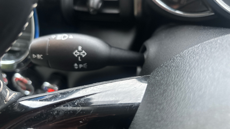 MINI Hatchback 1.5 Cooper Exclusive 5dr Auto Petrol Hatchback